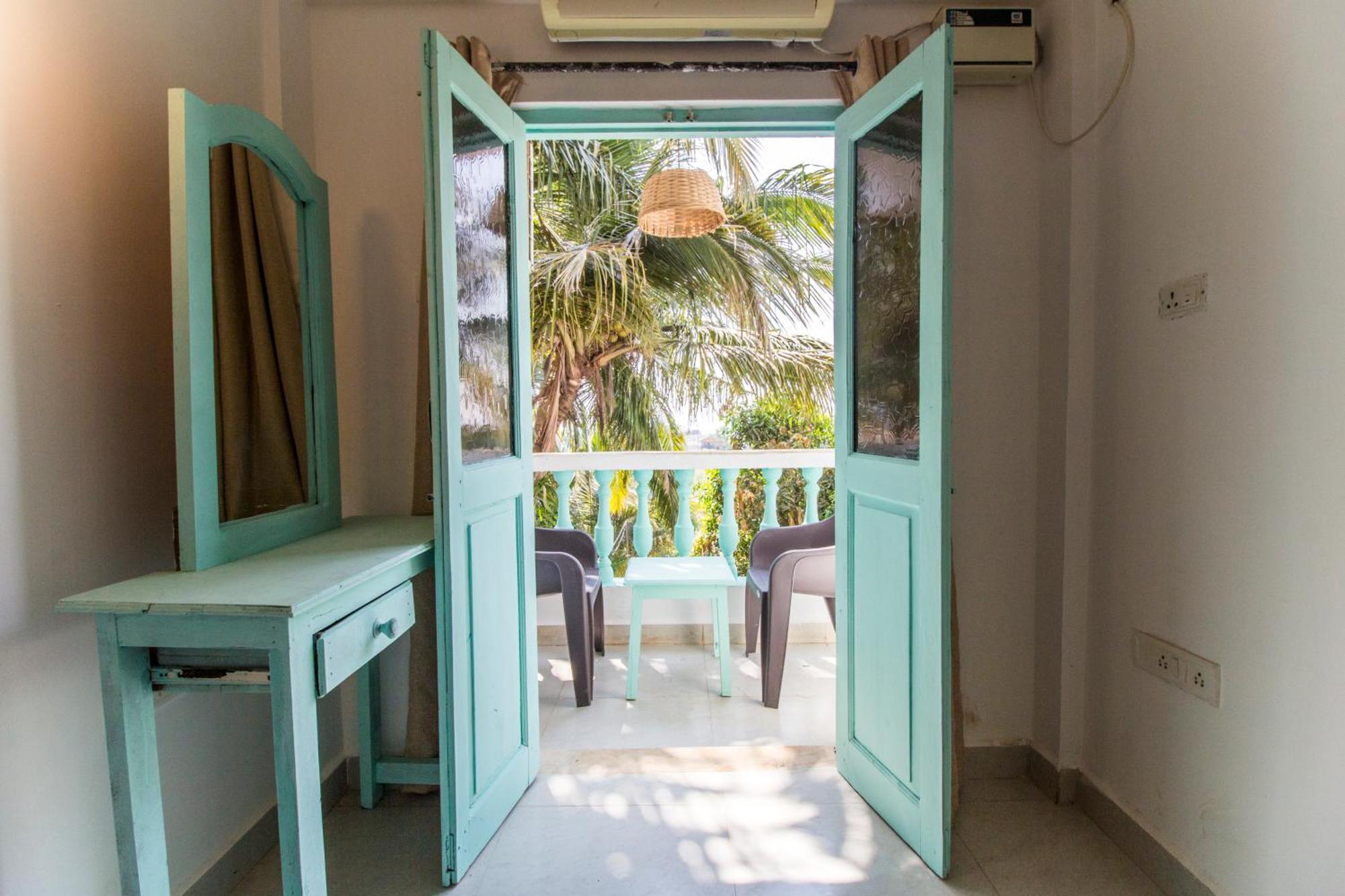 Hotel Turquoiise House à Morjim Extérieur photo